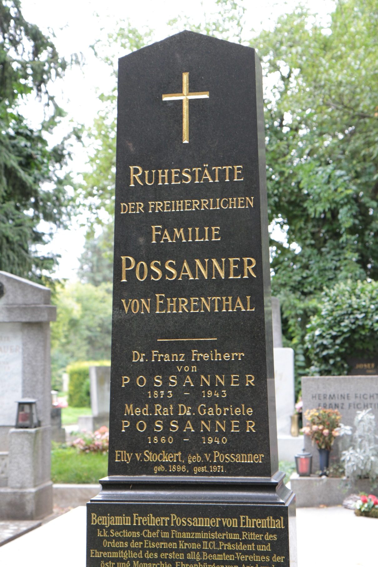 Gabriele Possanner's tomb, Vienna - 04.JPG